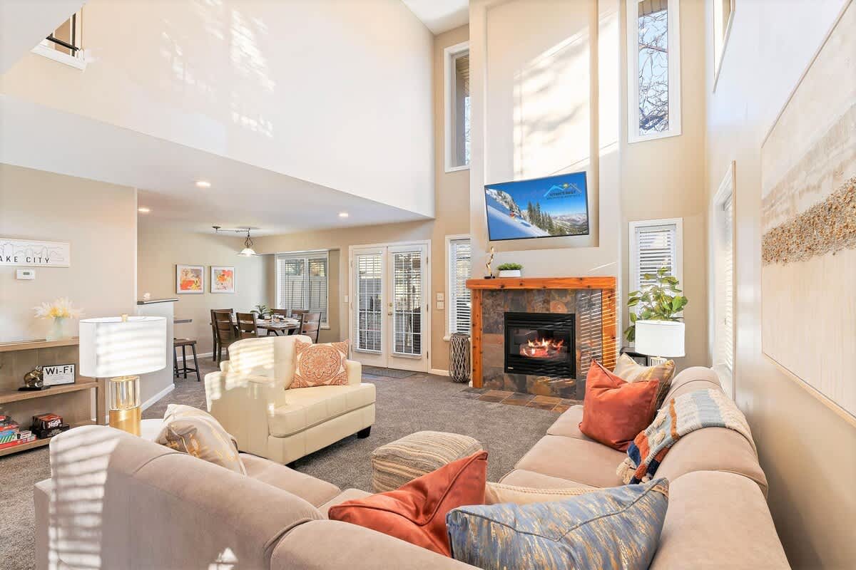 Beautiful open concept family room in Union Crossroads home