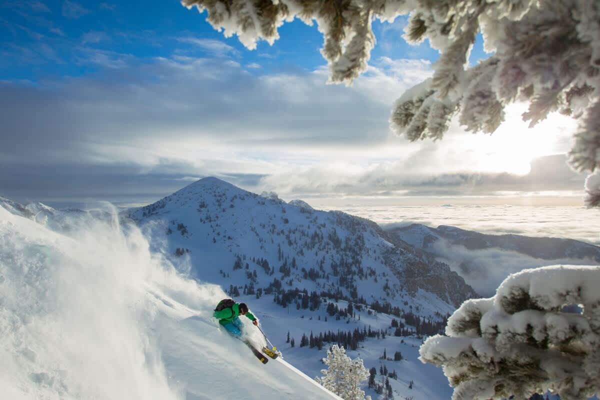 Extended ski season! Ski Big and Little Cottonwood 4 ski areas