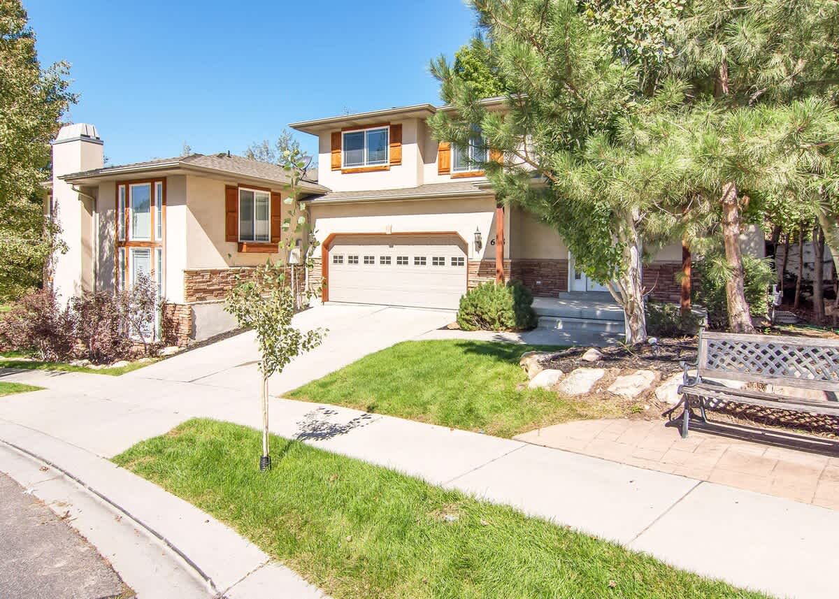 Union Duplex Crossroads and Gateway in Salt Lake with Hot Tub 5