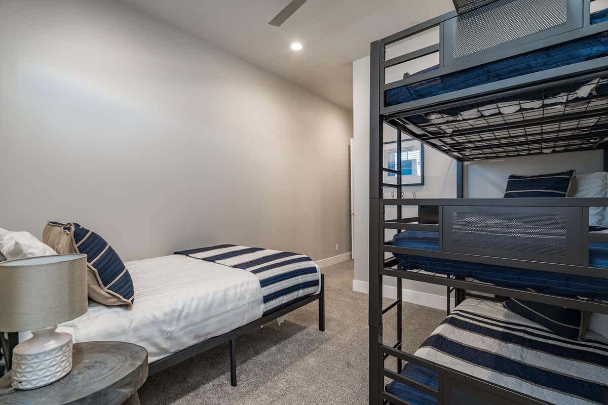 Bedroom 3 bunk room