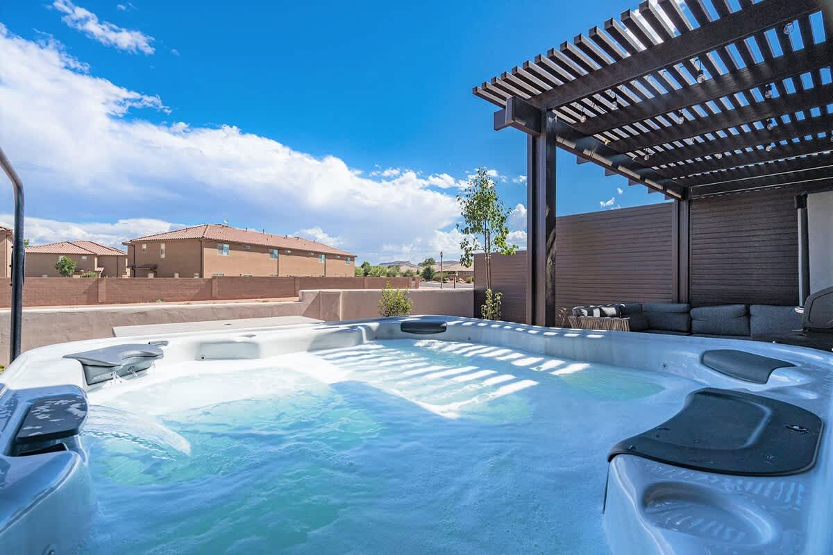 51 - Palms Getaway at Ocotillo Springs with Private Hot Tub 3
