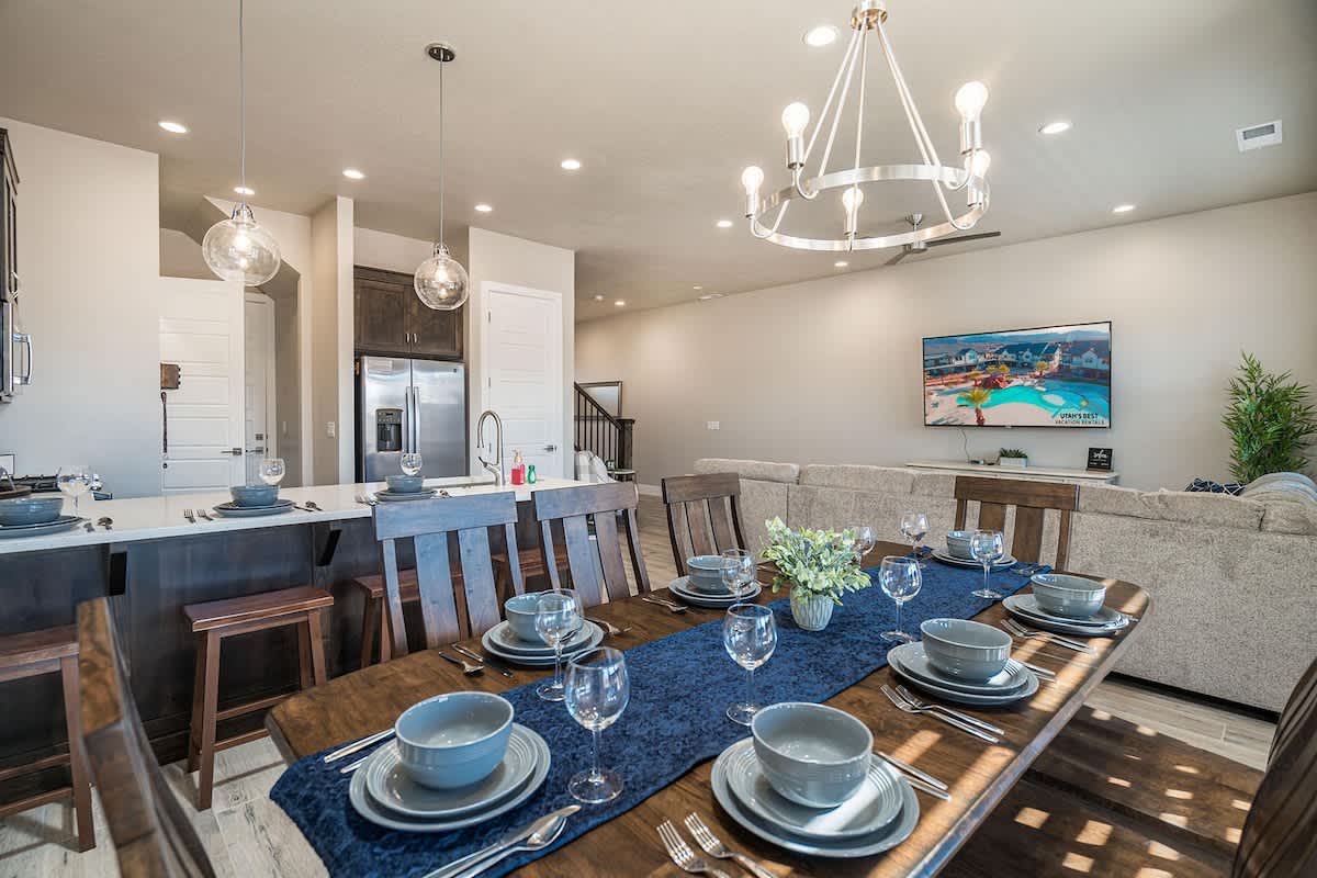 50-51 2 Homes Together in St George with Private Hot Tub 4