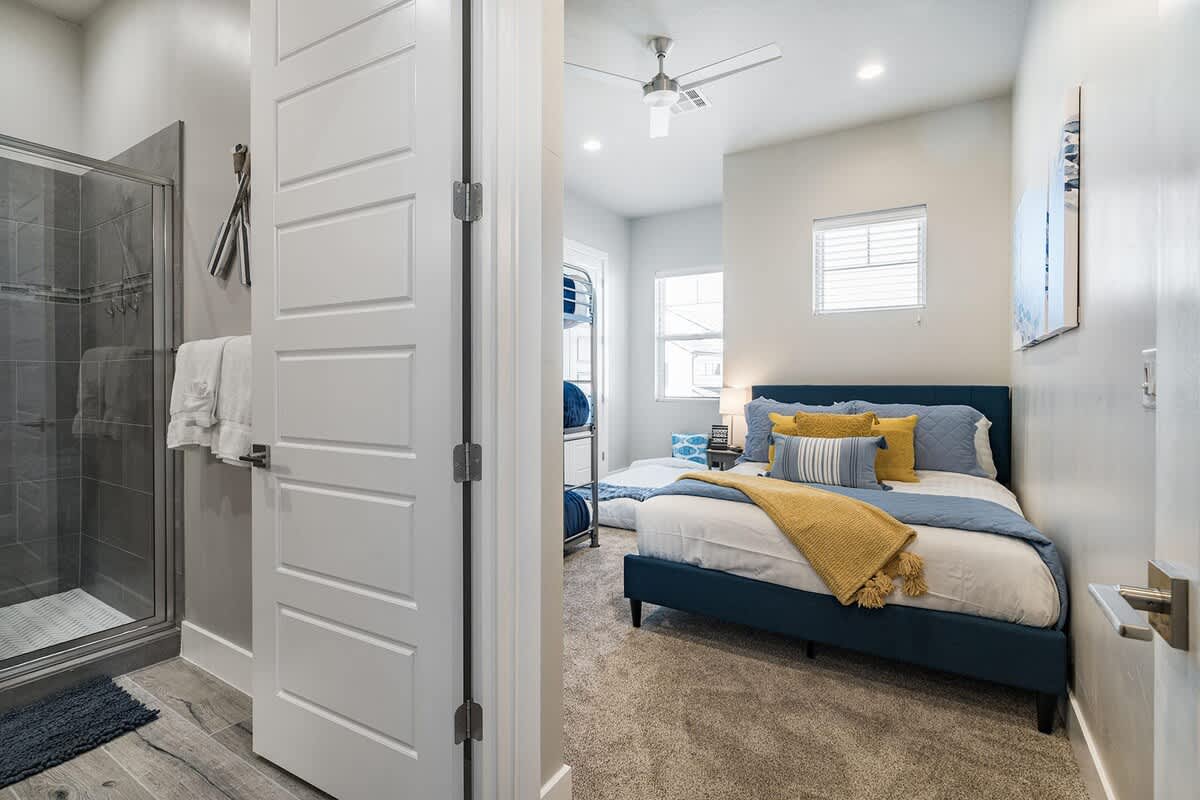 Bedroom 4 with private bathroom