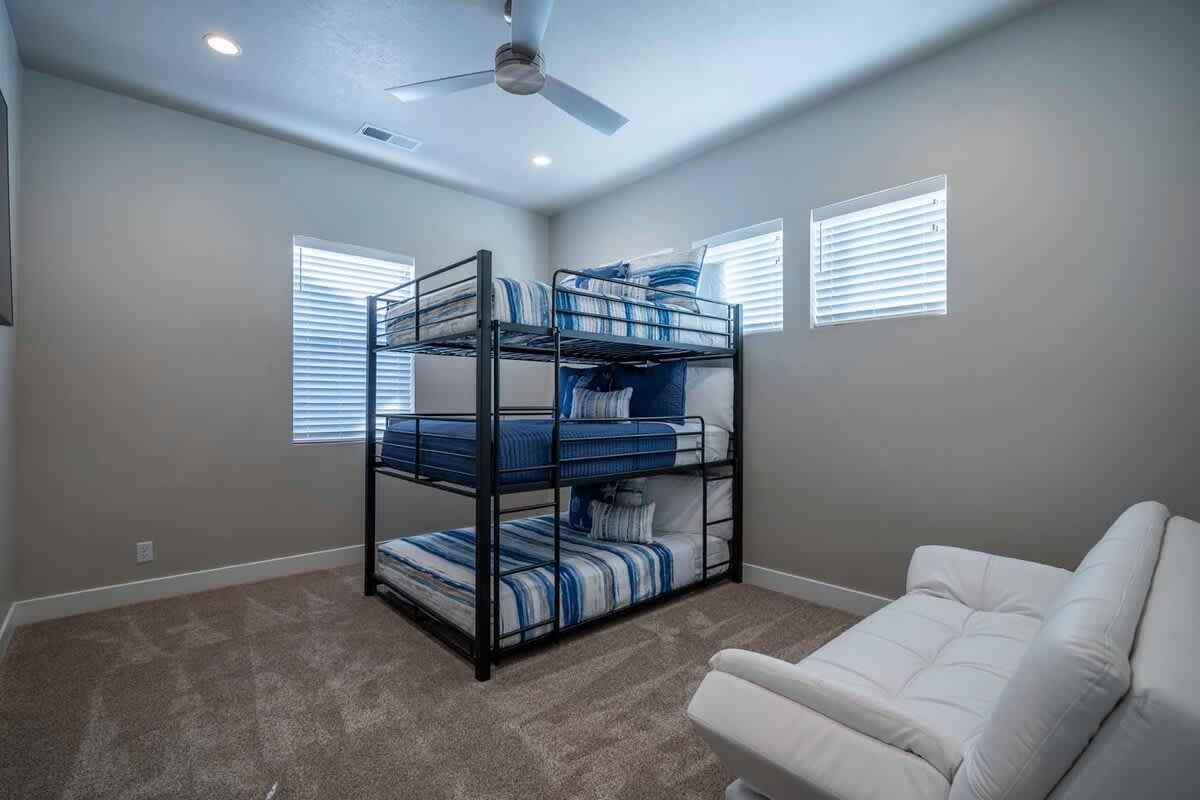 Bedroom in house #65