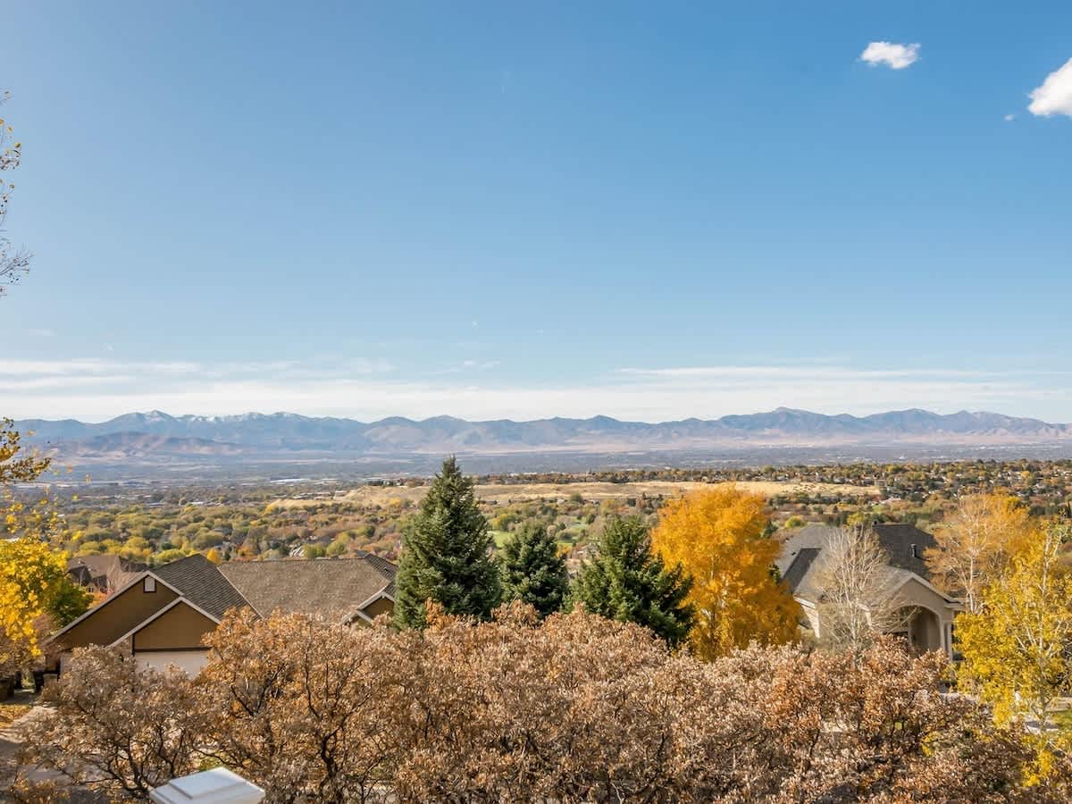 Spectacular panoramic views of entire Salt Lake valley