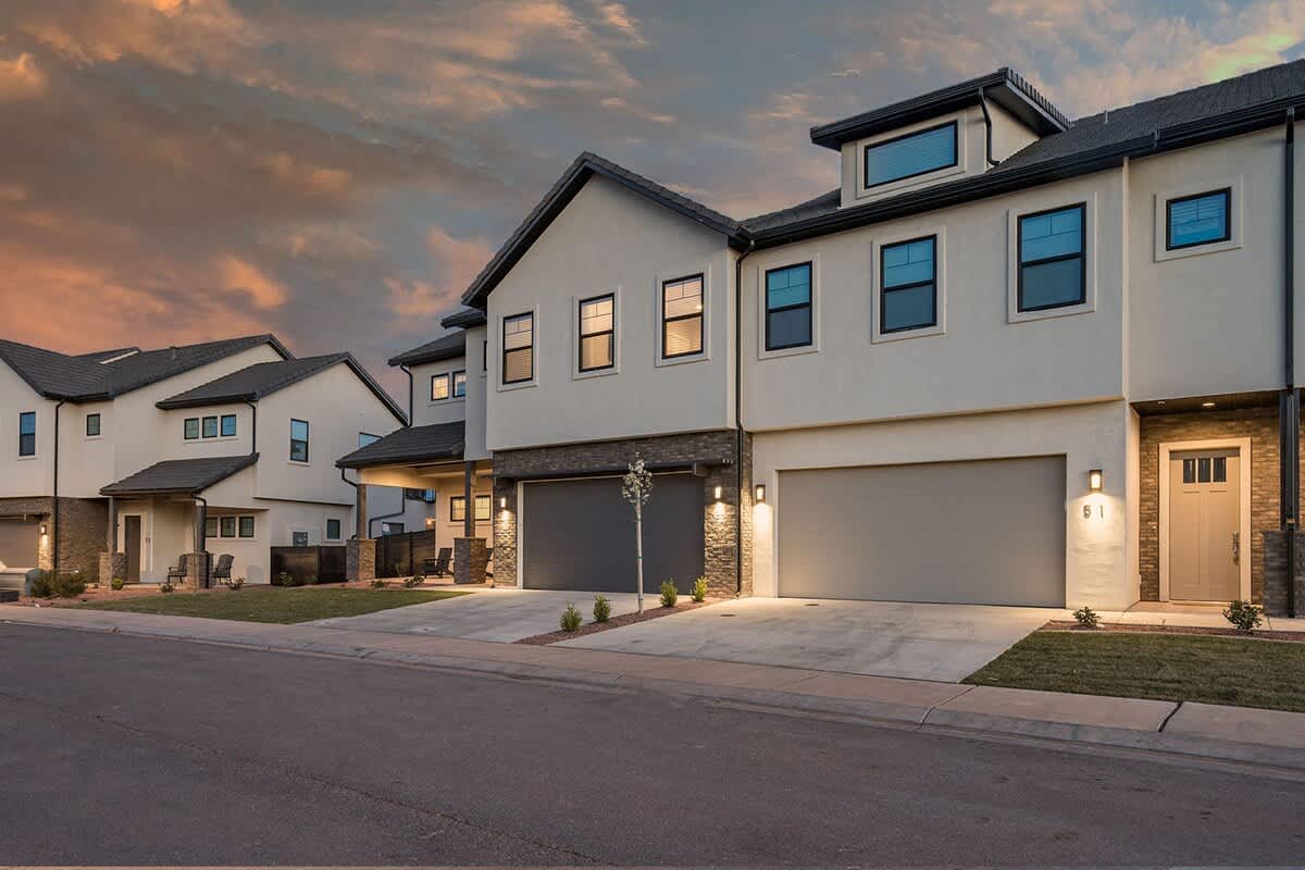 House #51 and #52 entry way