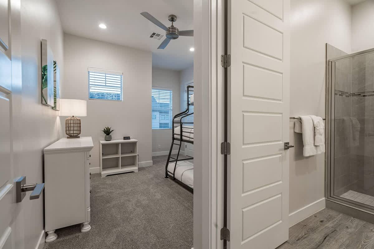 62 - Bedroom with private bathroom