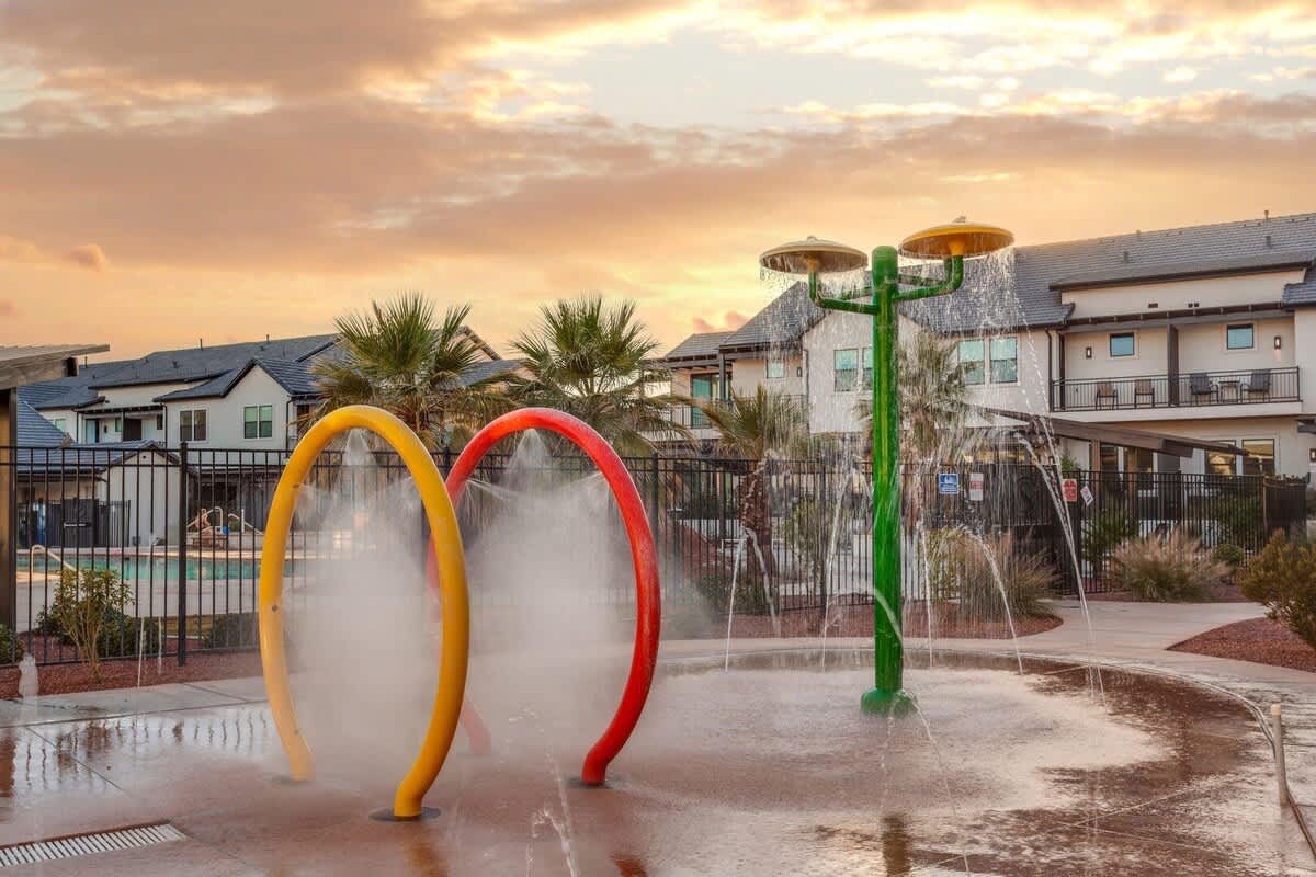Community splash pad