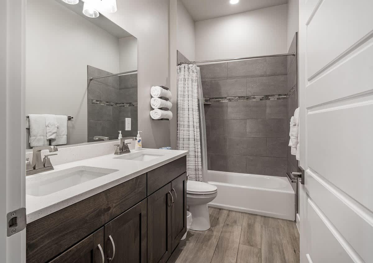 61 - Bathroom with tub/shower combo