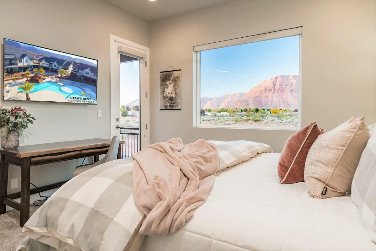 30 - Bedroom 4 with gorgeous view and balcony patio