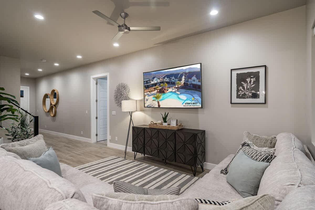 30 - Family room with large TV and space to relax and gather