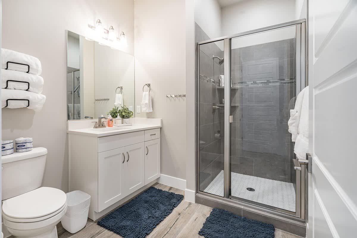 #52 - Bathroom 4 with shower