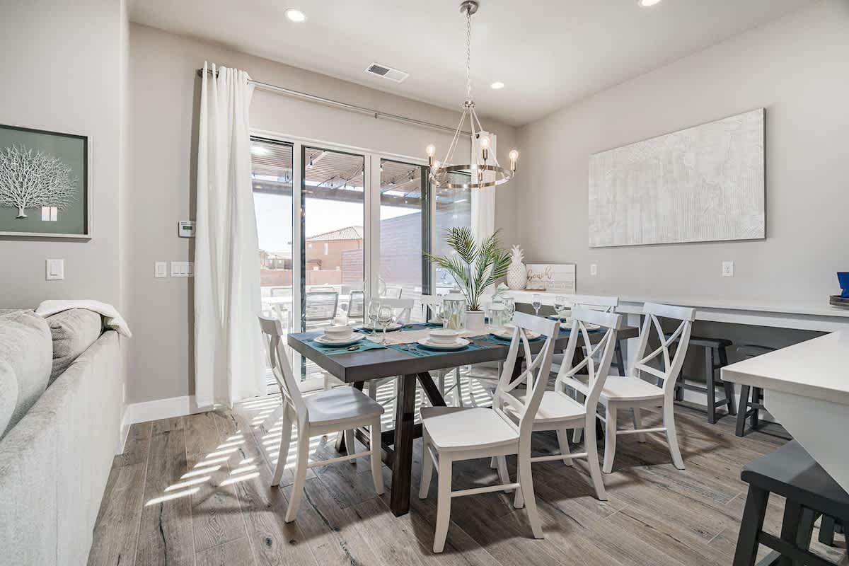 #52 - Kitchen open to dining area seats 14