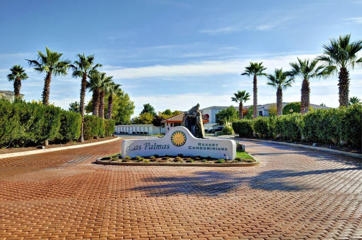 Welcome to Las Palmas Resort!