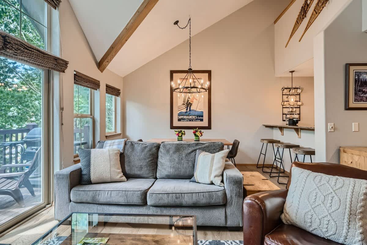 2 Bedroom in Tarn Landing in Frisco 5