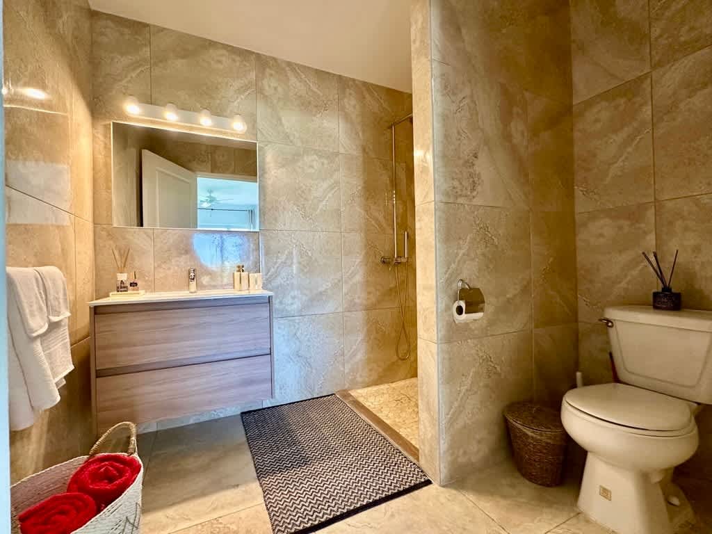 Indigo Bliss Villa SXM · Indigo Bay | SeaLaVie SXM — photo 13