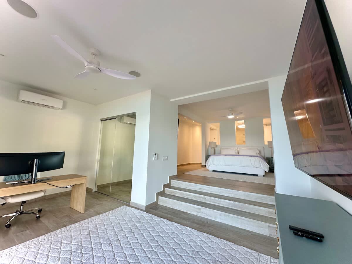 SeaBreeze Luxury Villa Pool & Hot tub Indigo Bay · Indigo Bay | SeaLaVie SXM — photo 13