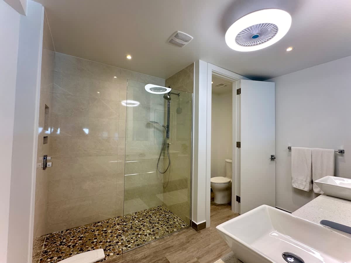 SeaBreeze Luxury Villa Pool & Hot tub Indigo Bay · Indigo Bay | SeaLaVie SXM — photo 15