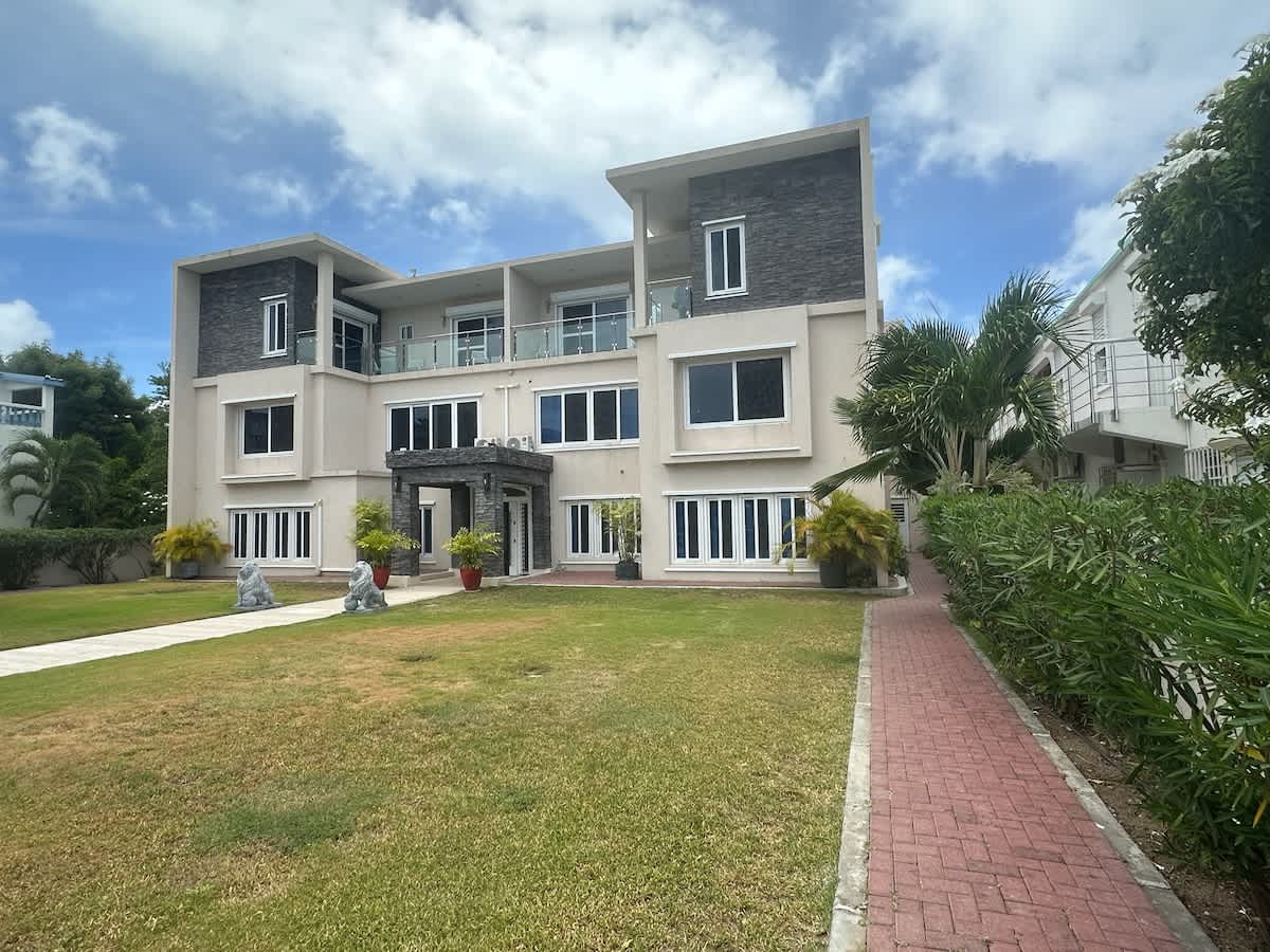SeaShores Beach Front 1 Brm Apt With Generator · Simpson Bay | SeaLaVie SXM — photo 15