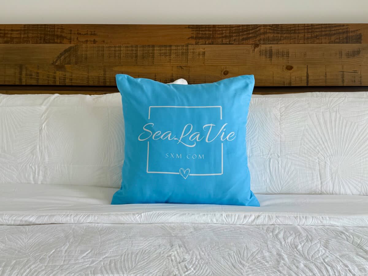 SeaShores Beach Front 1 Brm Apt With Generator · Simpson Bay | SeaLaVie SXM — photo 13