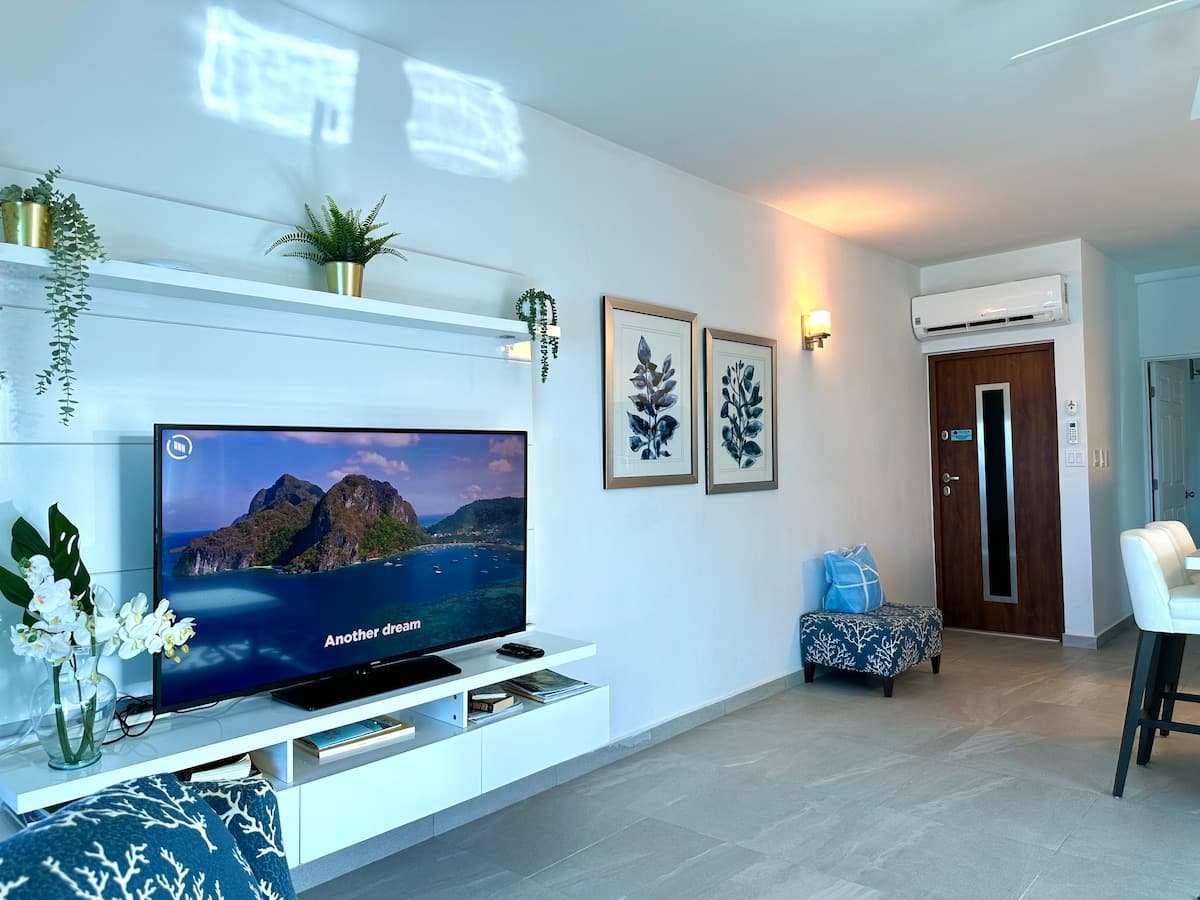 SeaWaves Beachfront 1 Brm Apt with Generator · Simpson Bay | SeaLaVie SXM — photo 6