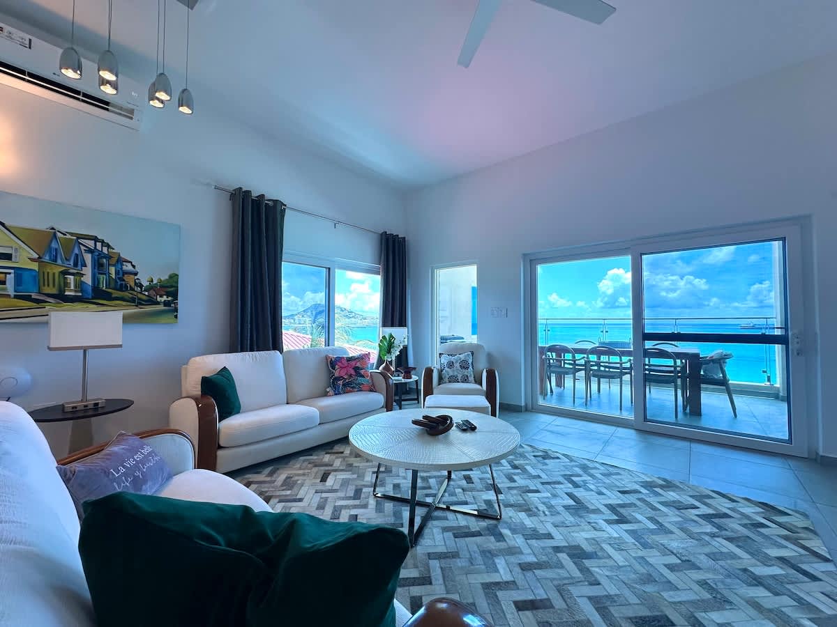 SeaHeaven 3BR Beachfront Penthouse With Generator · Simpson Bay | SeaLaVie SXM — photo 3