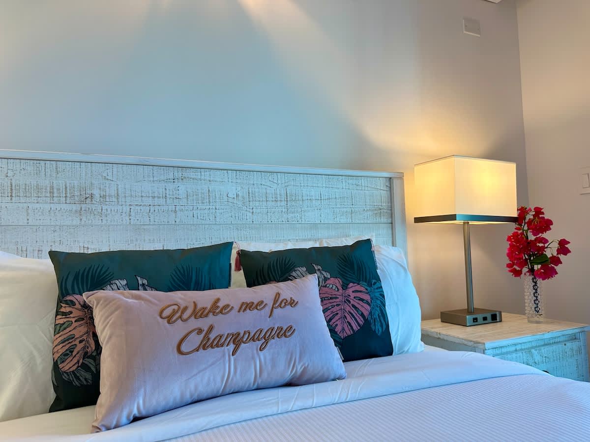 SeaHeaven 3BR Beachfront Penthouse With Generator · Simpson Bay | SeaLaVie SXM — photo 13