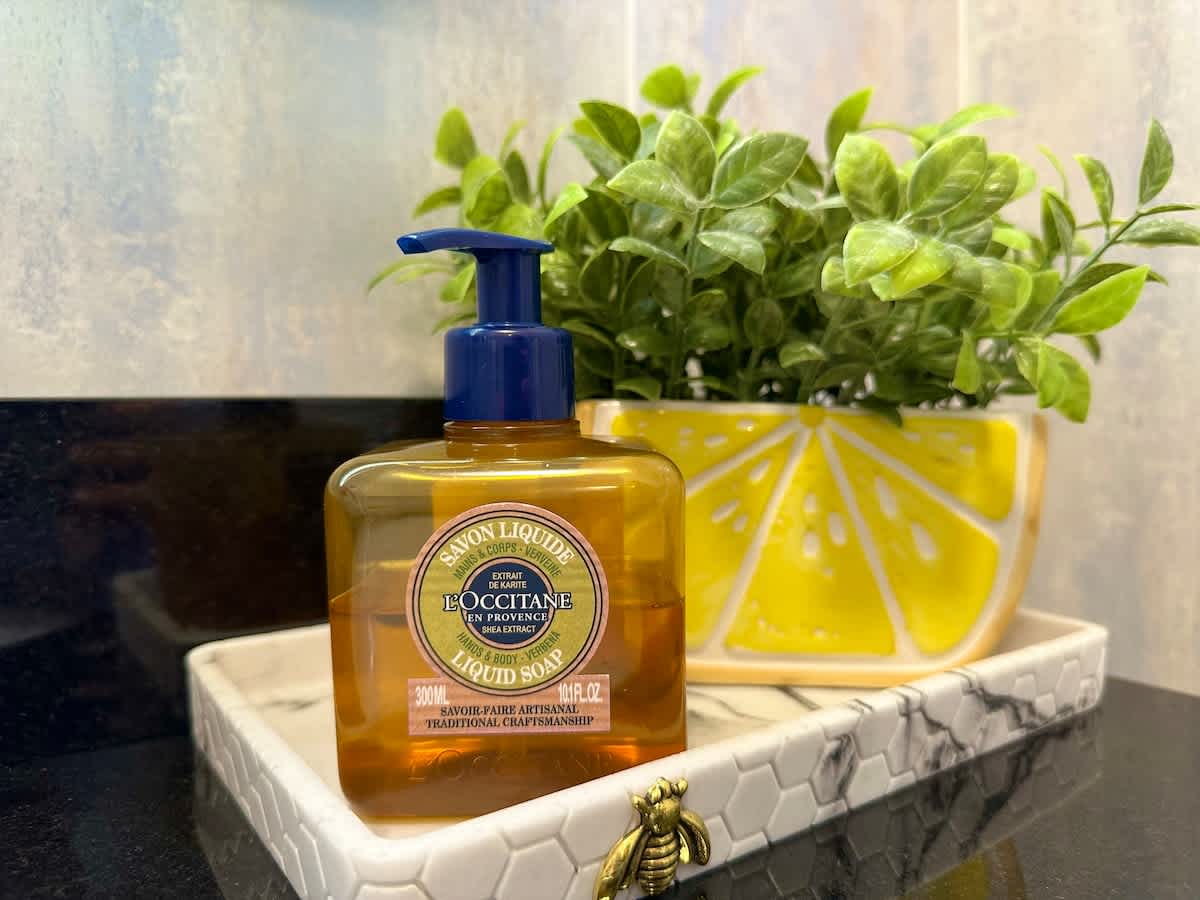 SeaShells 2BR Beachfront Apartment with Generator · Simpson Bay | SeaLaVie SXM — photo 12