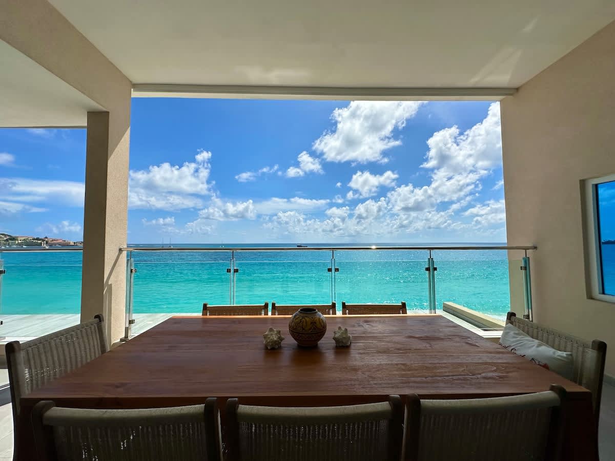 SeaPearl 3BR Beachfront Penthouse with Generator · Simpson Bay | SeaLaVie SXM — photo 10