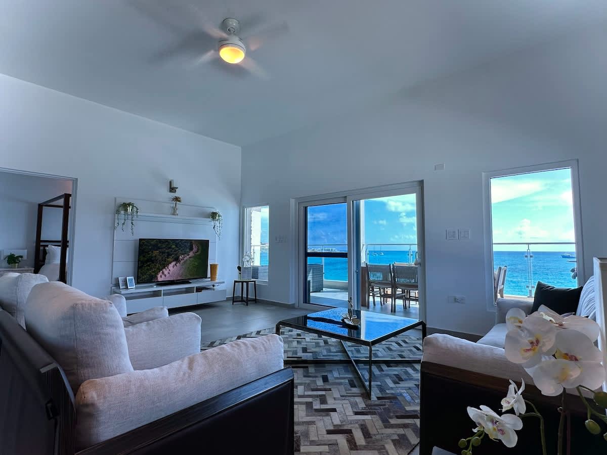 SeaPearl 3BR Beachfront Penthouse with Generator · Simpson Bay | SeaLaVie SXM — photo 6