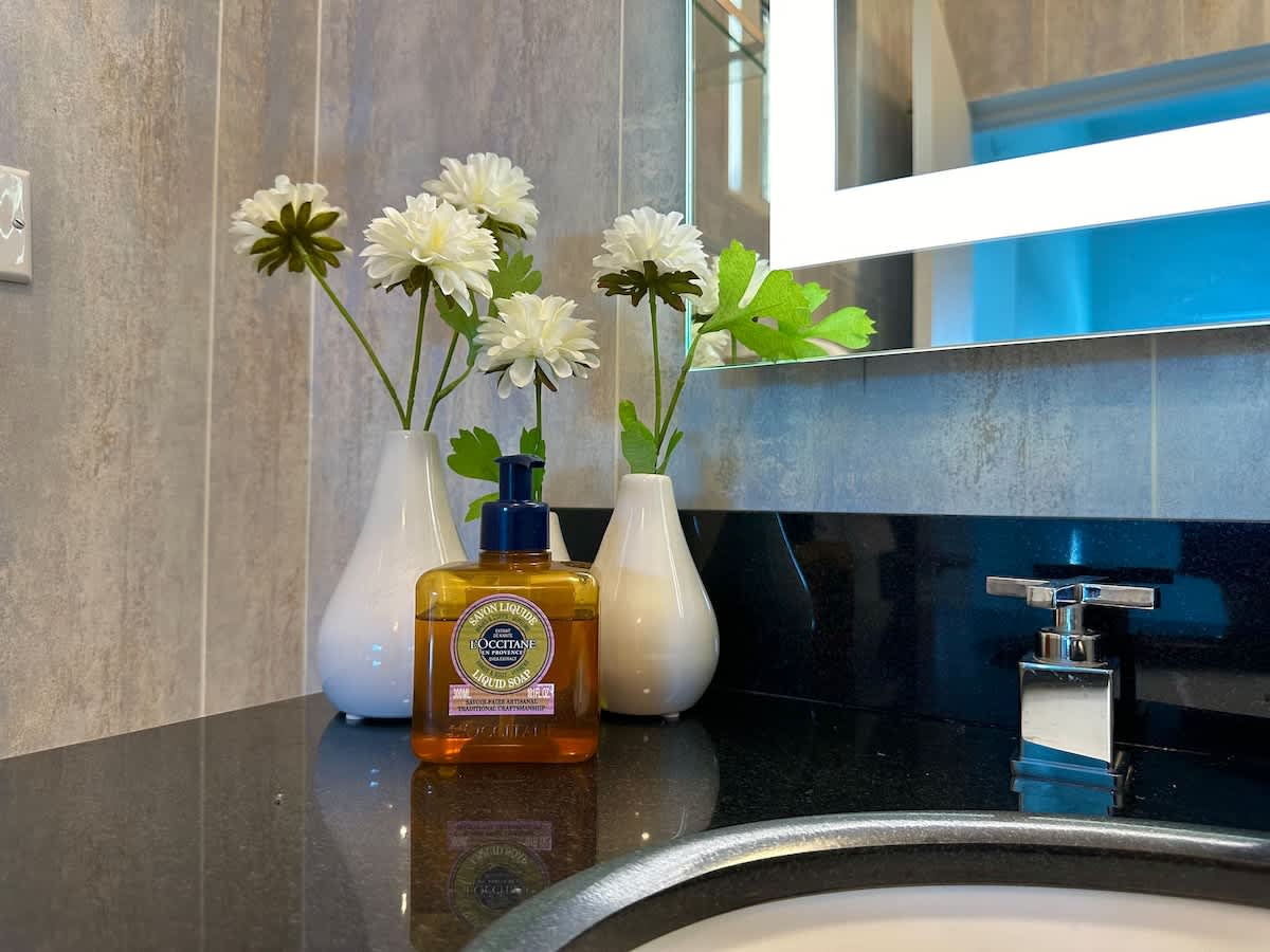 SeaPearl 3BR Beachfront Penthouse with Generator · Simpson Bay | SeaLaVie SXM — photo 15