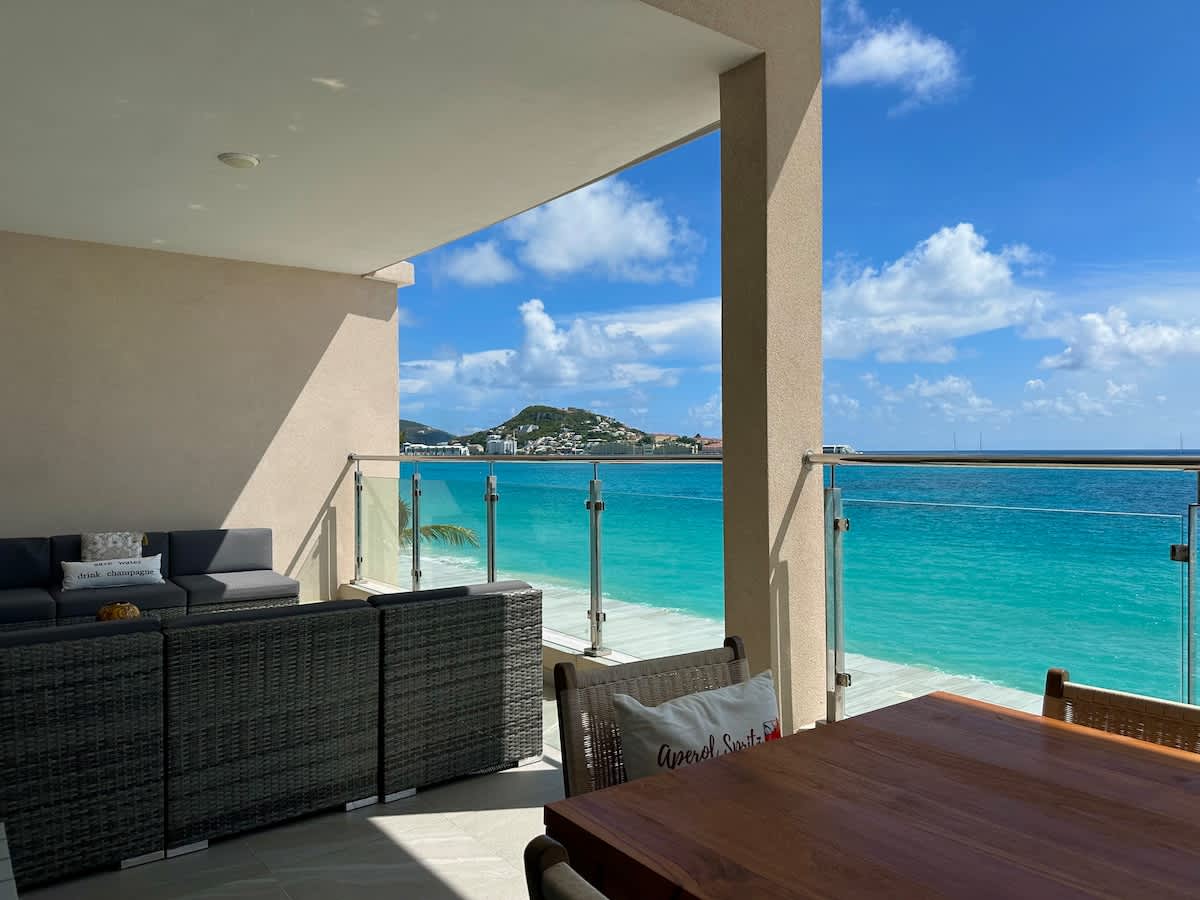 SeaPearl 3BR Beachfront Penthouse with Generator · Simpson Bay | SeaLaVie SXM — photo 9