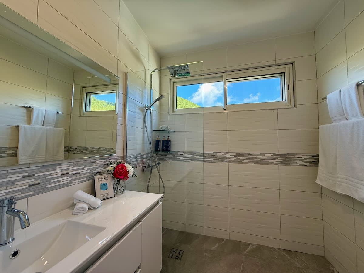 SeaSoleil Luxury Villa With Private Pool IndigoBay · Indigo Bay | SeaLaVie SXM — photo 18