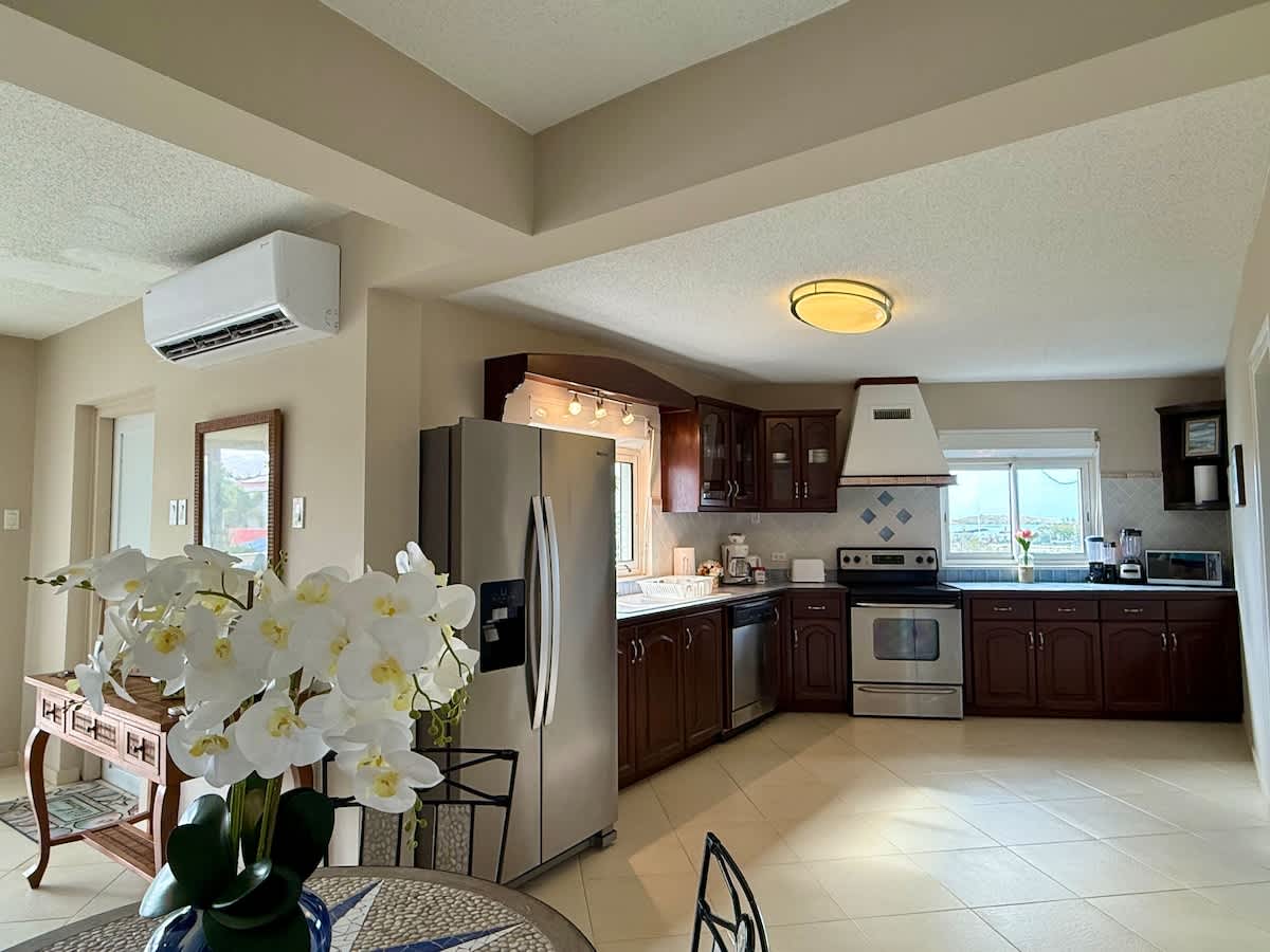 SeaBliss 3BR Palm Beach Condo. Simpson Bay · Simpson Bay | SeaLaVie SXM — photo 7