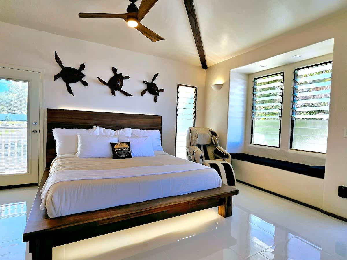Breathtaking Oceanfront Home on Lava Rock Beach. - Picture 8
