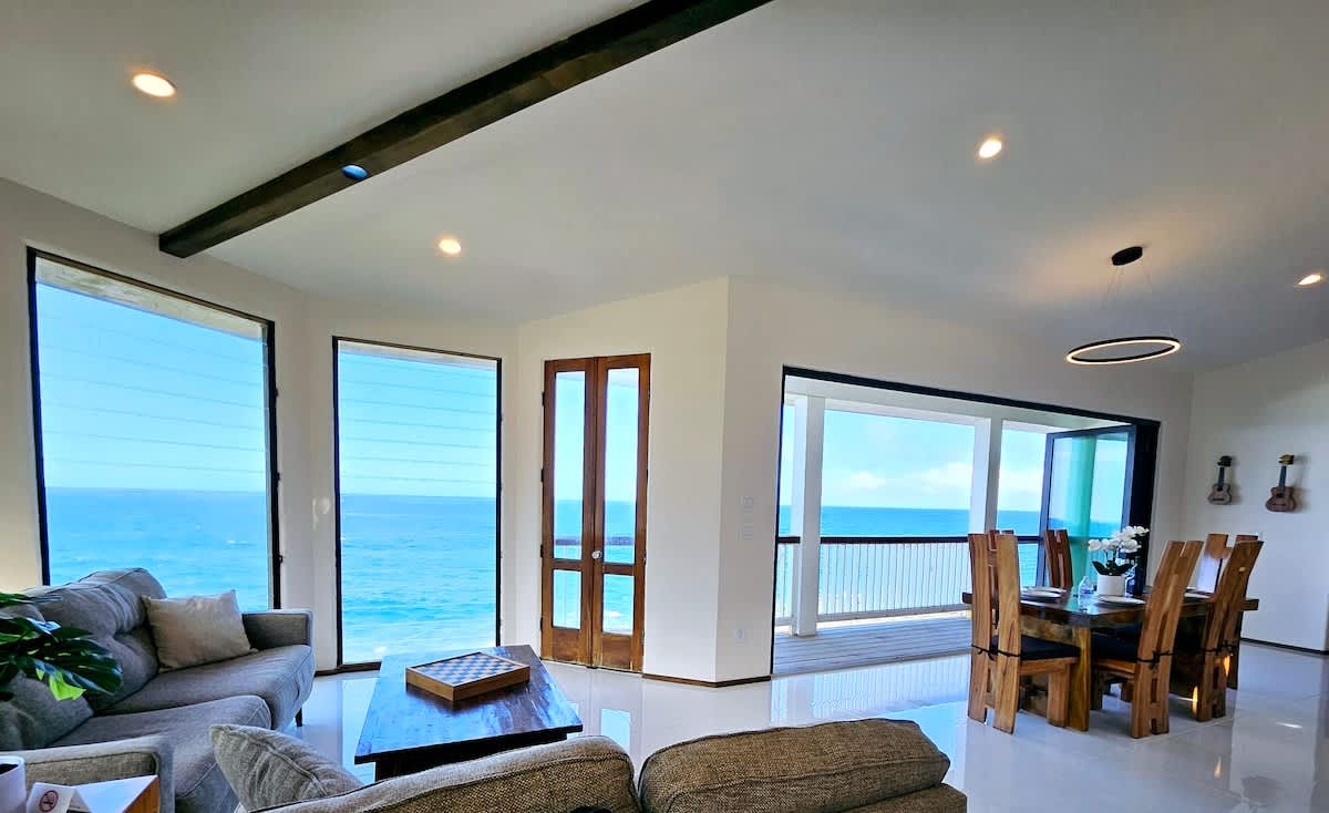 Breathtaking Oceanfront Home on Lava Rock Beach. - Picture 44