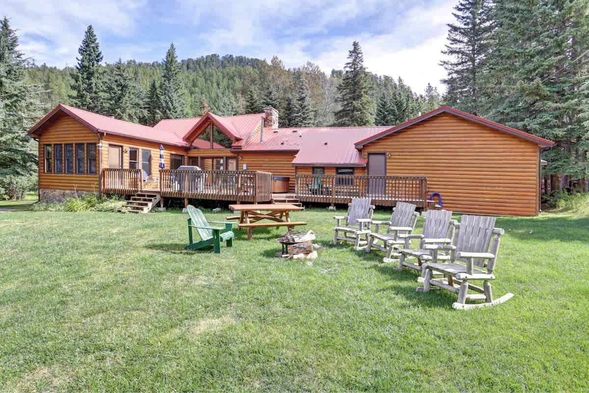 Black Bear Lodge — Lead, SD — vacation rental