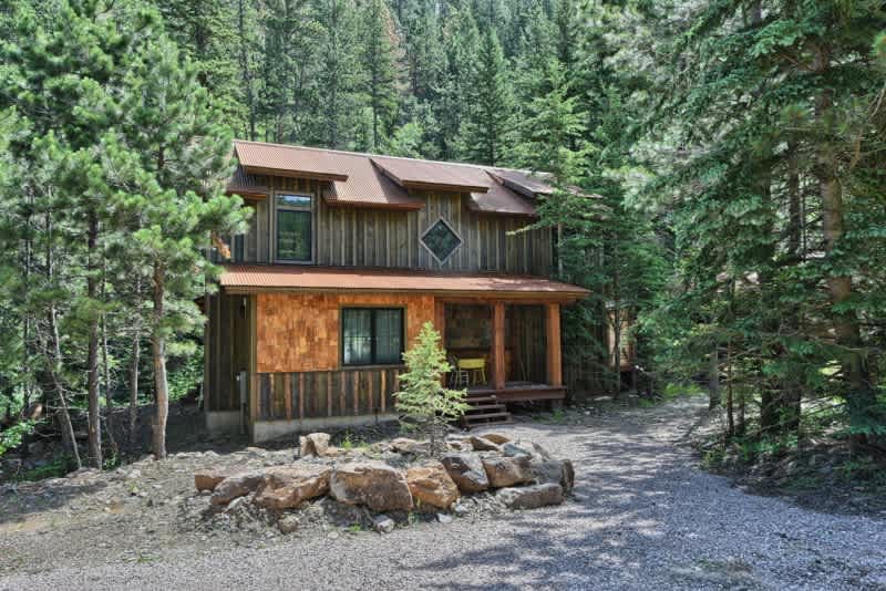Silver King Lodge - private cabin south of Deadwoo — Deadwood, SD — vacation rental