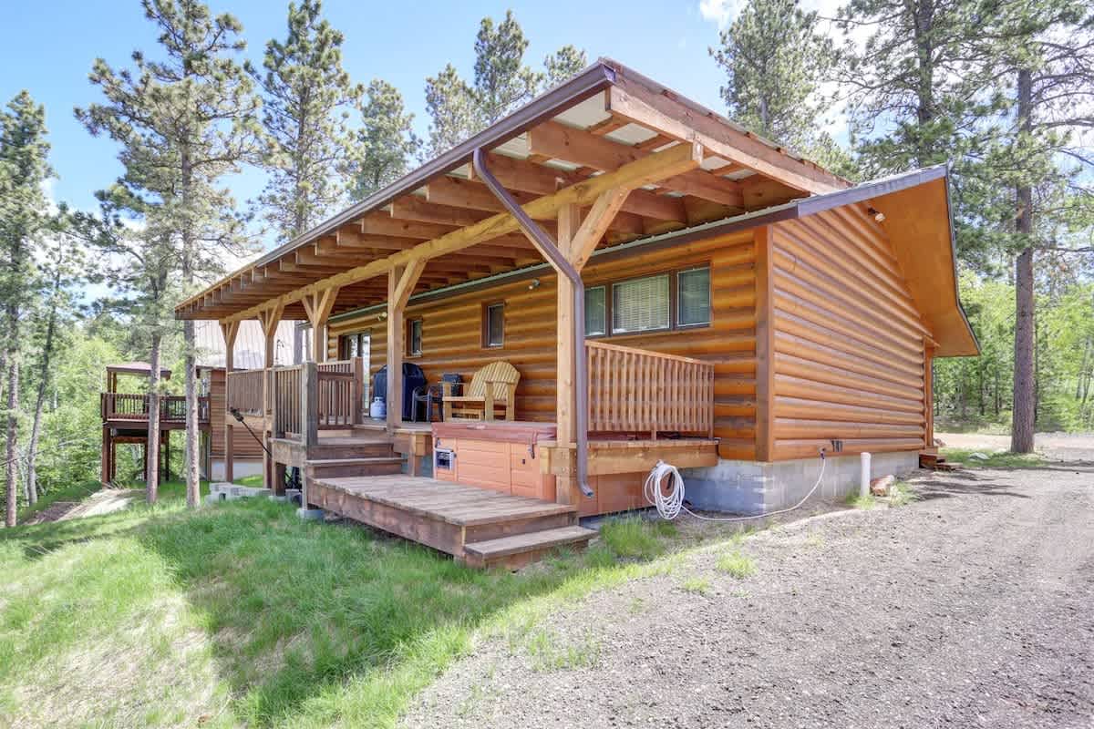 Pineview Cabin – A Cozy Luxury Retreat with Stunning Views — Lead, SD — vacation rental