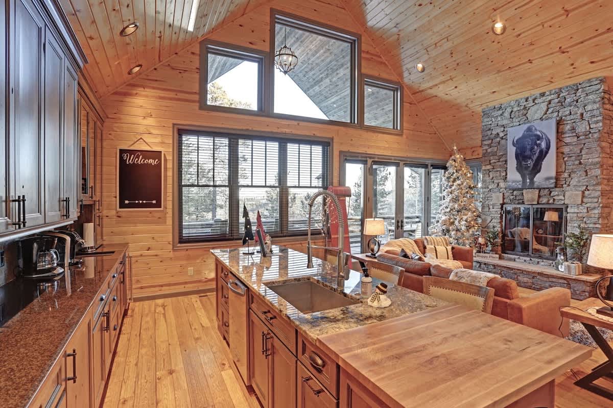 Gilded Buffalo in Gilded Mountain — Lead, SD — vacation rental