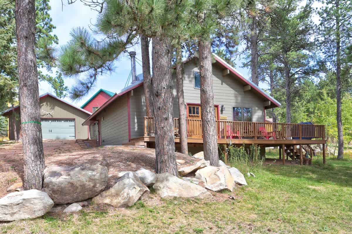 Couloir Cabin  — Lead, SD — vacation rental