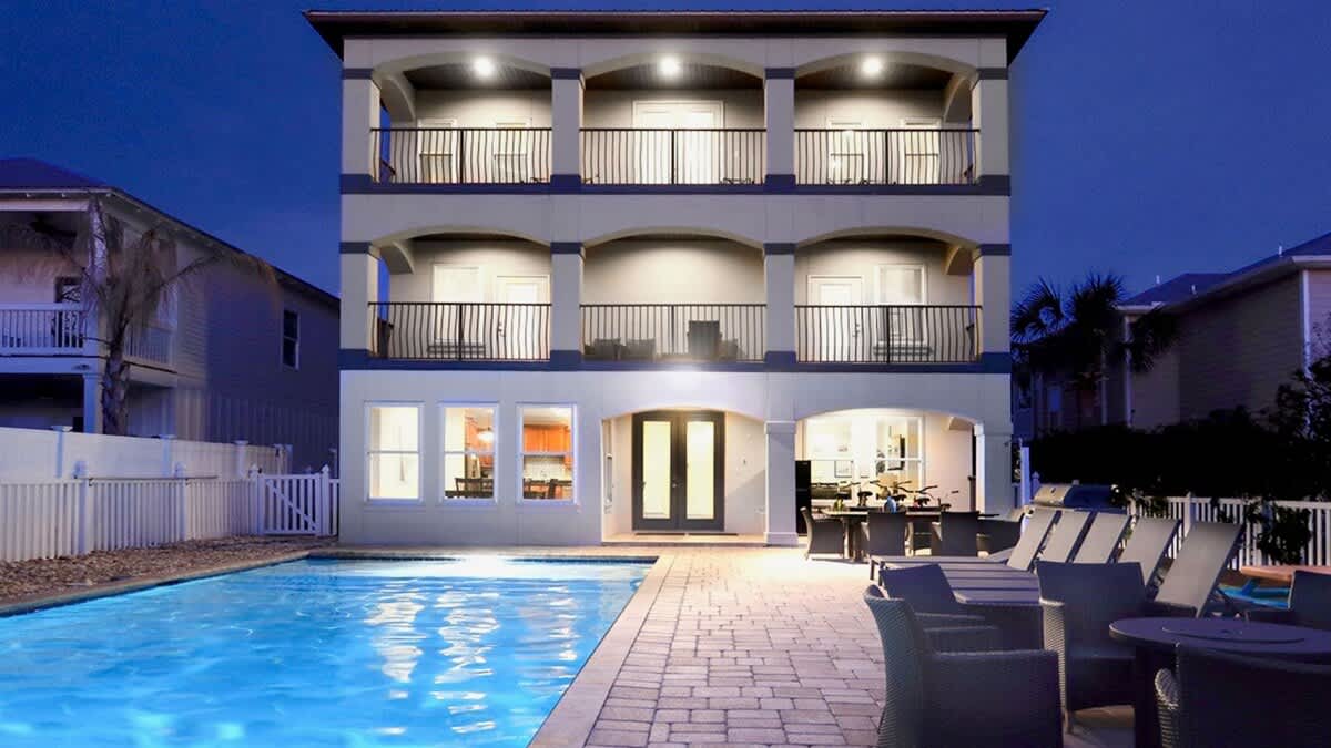 Daydream Believer | Free Beach Chairs | Heated Pool | Elevator  — Destin, FL — vacation rental