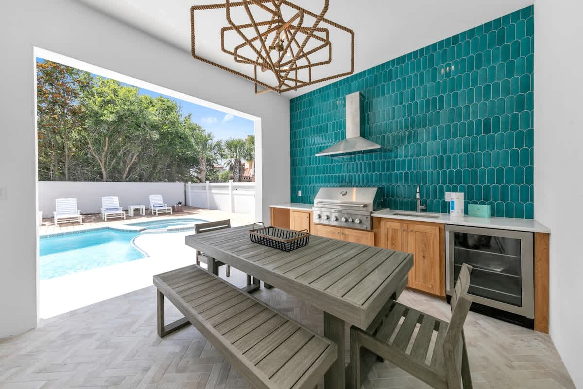 Barton Vista Del Mar | Free Beach Chairs | 2PM Check in! 