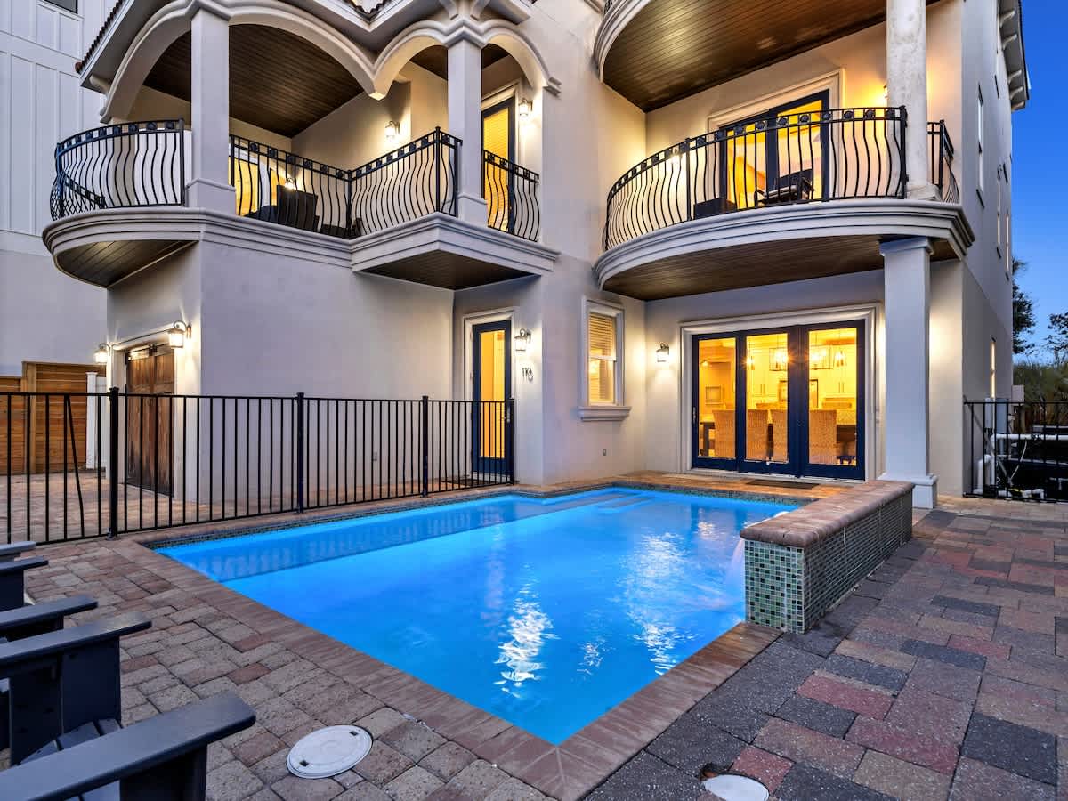 Adonis- Free Golf Cart, Free Beach Gear Credit, Private Heated Pool!  — Miramar Beach, FL — vacation rental