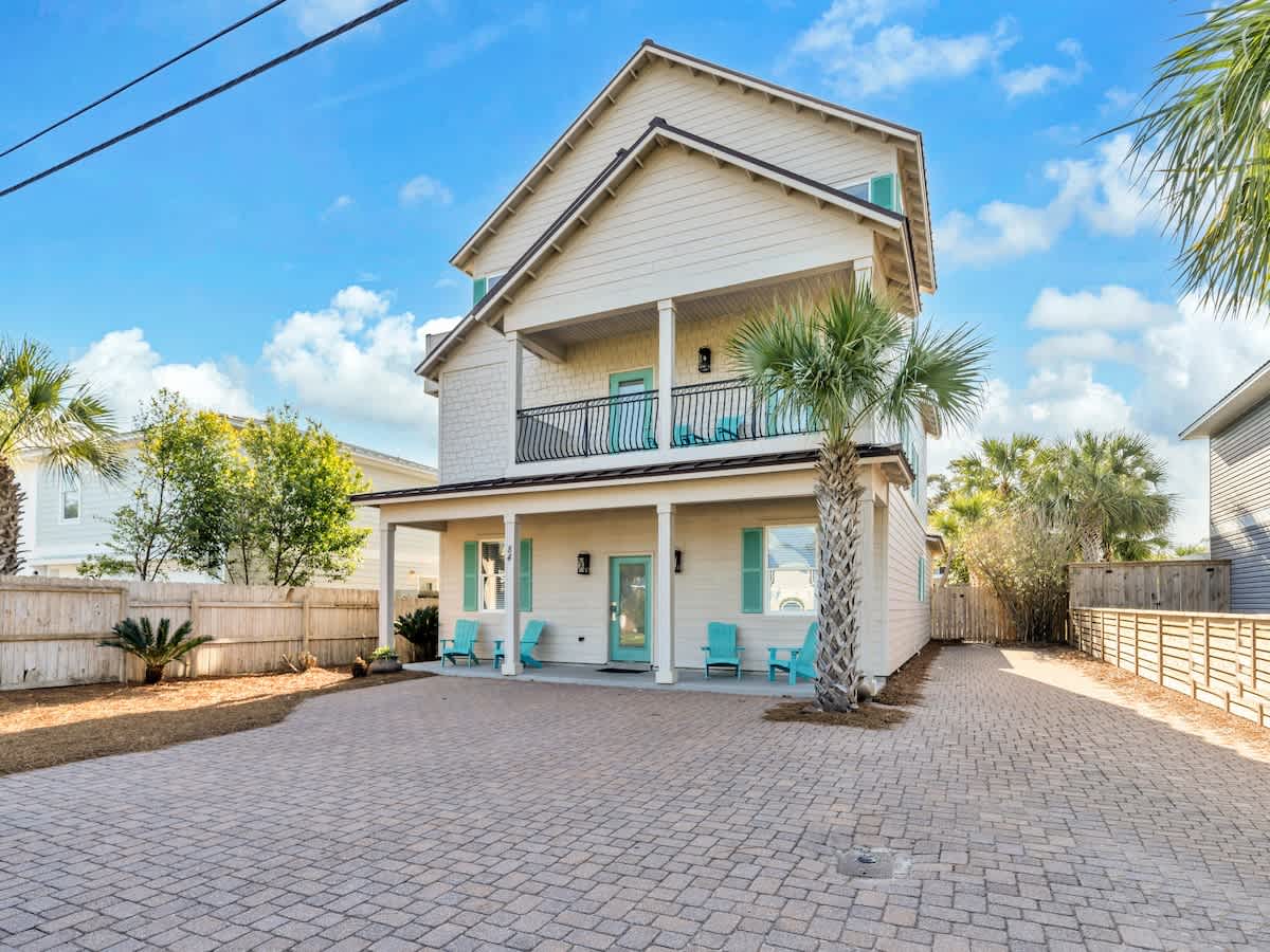 Don't Worry, Beach Happy | Short Walk to the Shore | Private Pool  — Destin, FL — vacation rental
