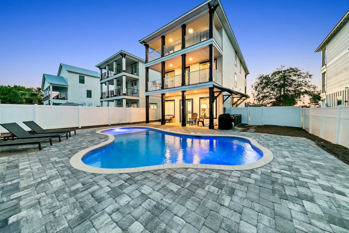 Shore Thing Getaway | Crystal Beach Gem | Private Pool  — Destin, FL — vacation rental