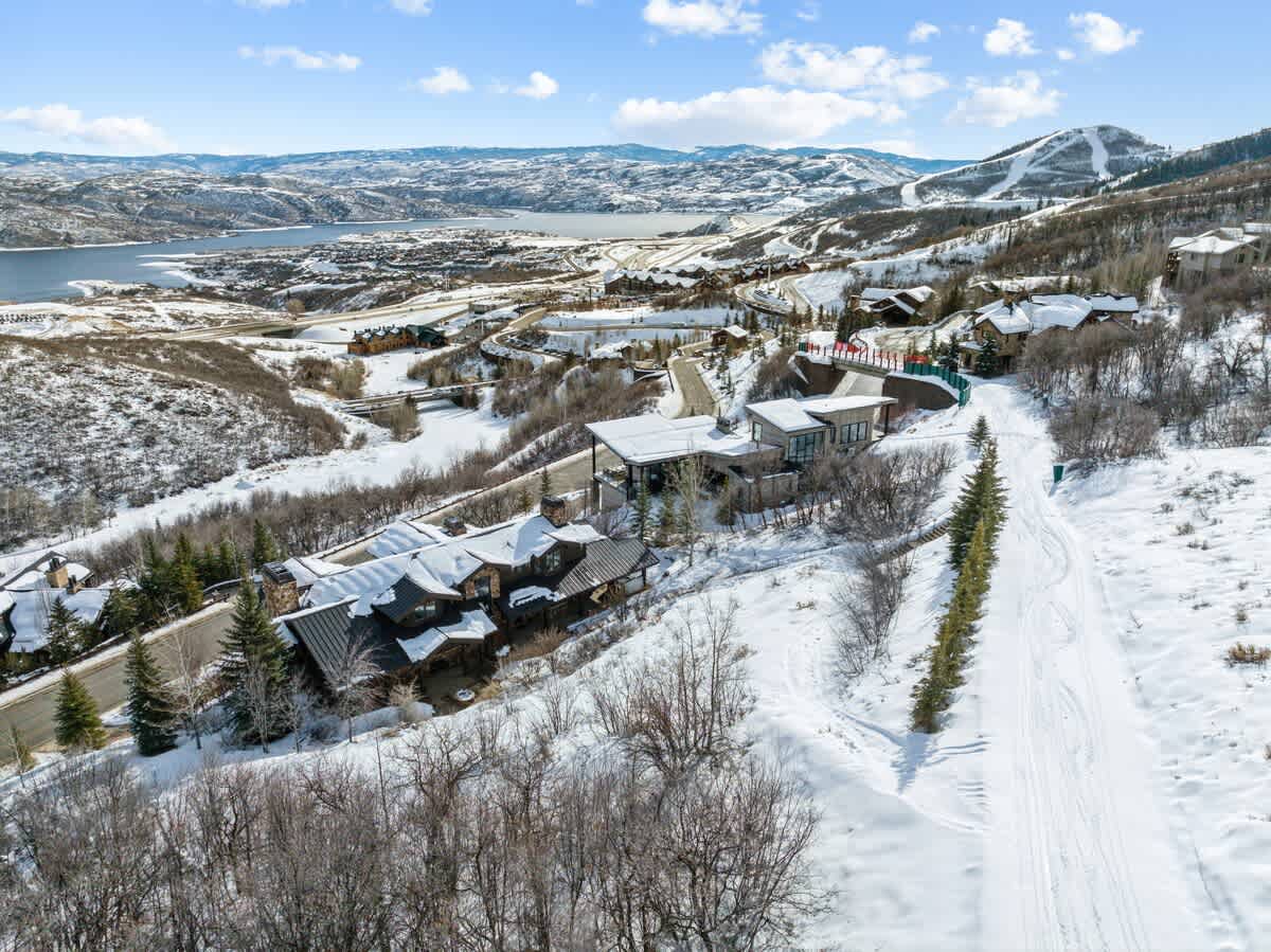 Ski-in/Ski-out to DVR Jordanelle Ski Run