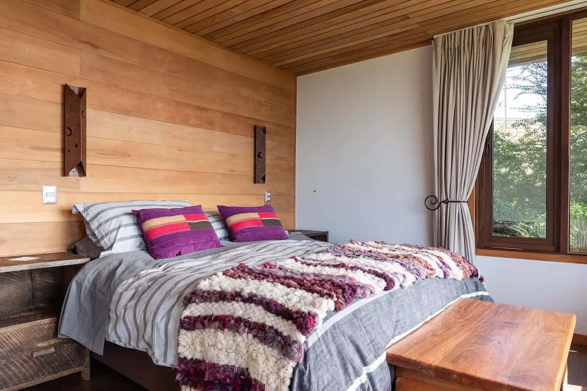 Luxury House with Jacuzzi & Pool (Summer) in Villarrica