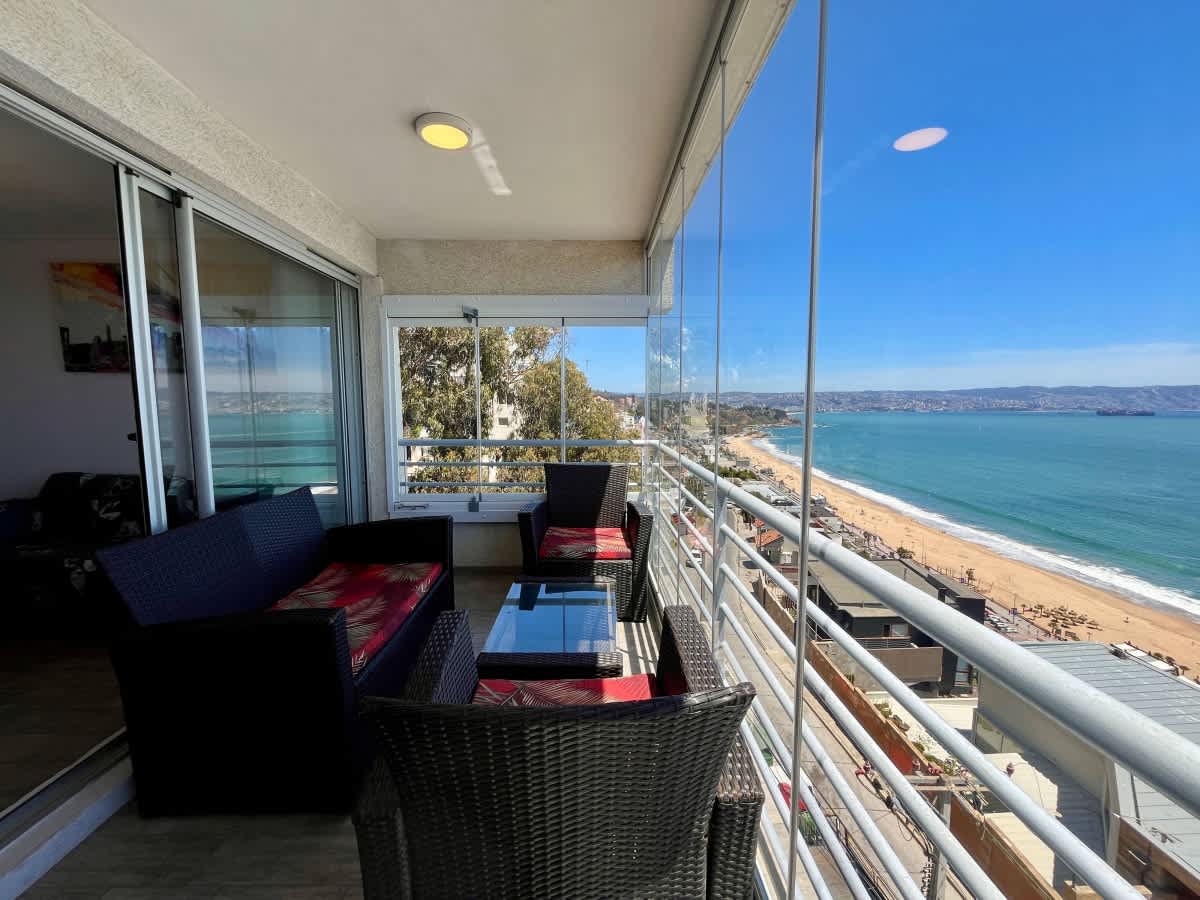 Oceanview Family Retreat in Exclusive Reñaca