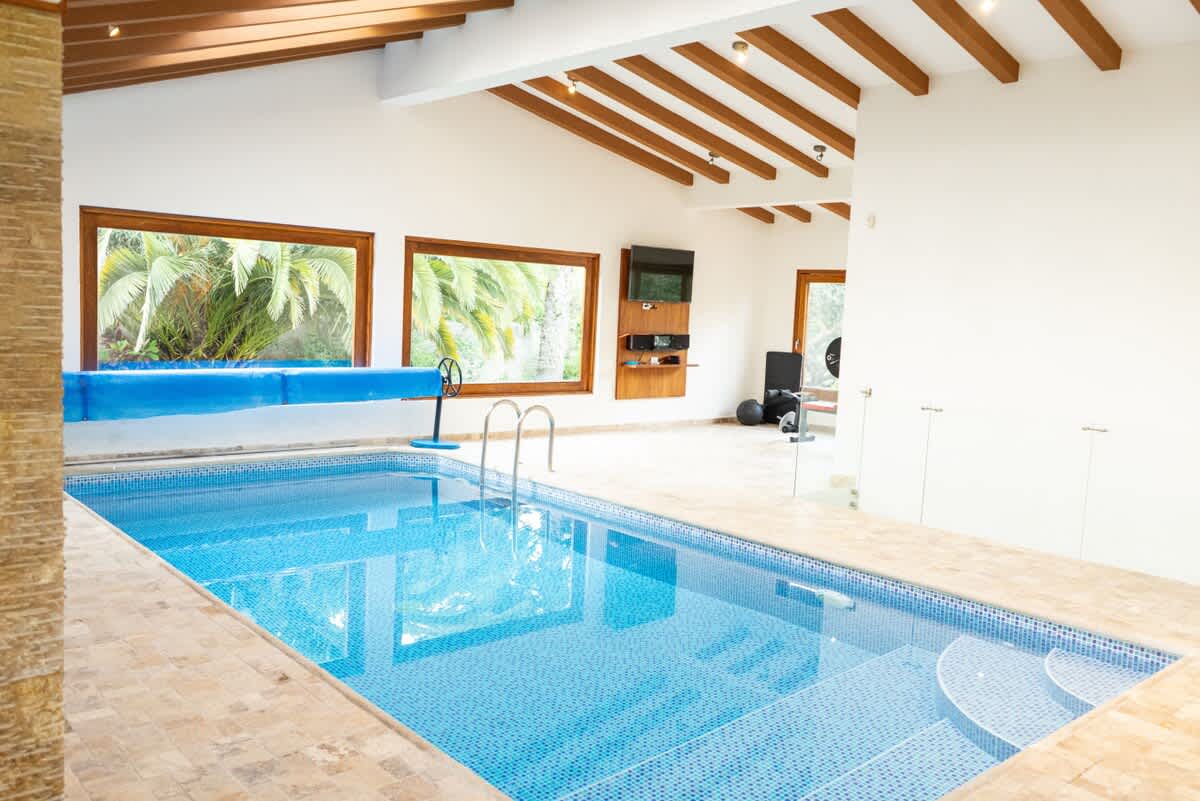 Luxury Guayllabamba | BBQ Jacuzzi Pool